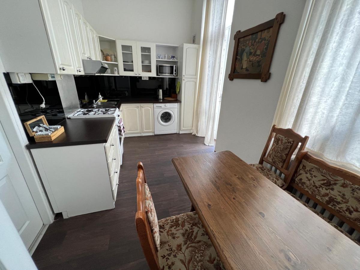 Apartment Alice Center Карловы Вары Экстерьер фото