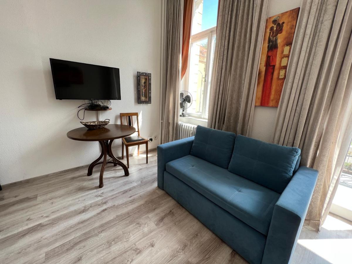 Apartment Alice Center Карловы Вары Экстерьер фото