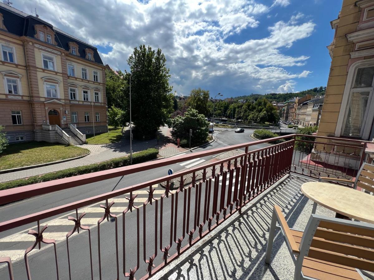 Apartment Alice Center Карловы Вары Экстерьер фото